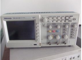 Tektronix(泰克) TDS2014C數字存儲示波器