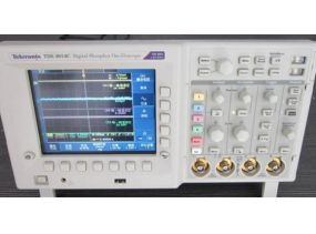 Tektronix TDS3014C 數字示波器
