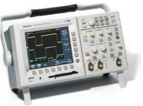 Tektronix TDS3034B 數字熒光示波器