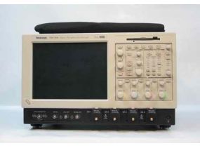 Tektronix TDS7404B 數字熒光示波器